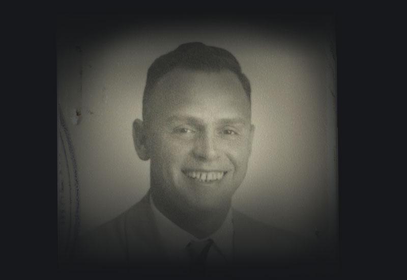 An immigration photo of a Maltese man.