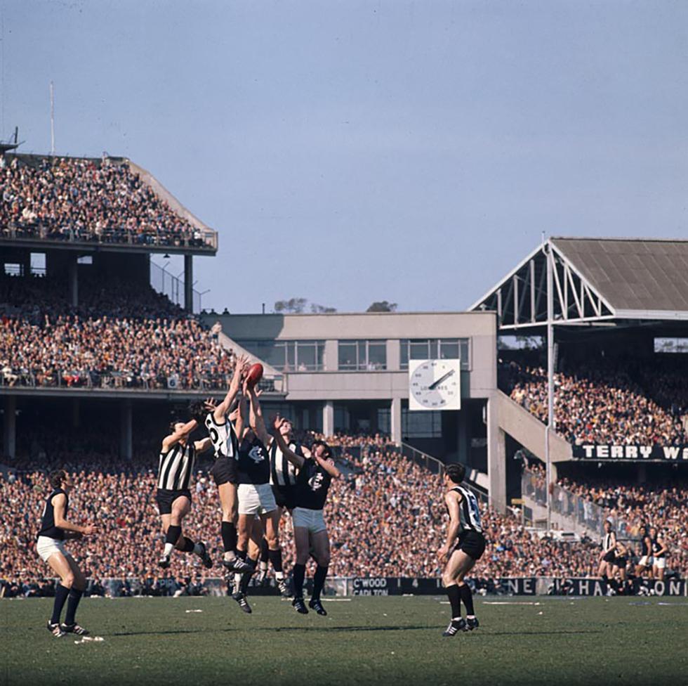 Carlton vs Collingwood in the Victorian Football League Grand Final