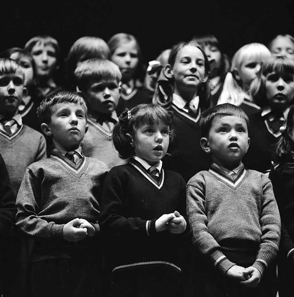 Children's choir at an eisteddford.