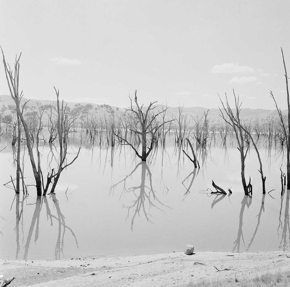 Hume Dam, Murray River, Victoria.