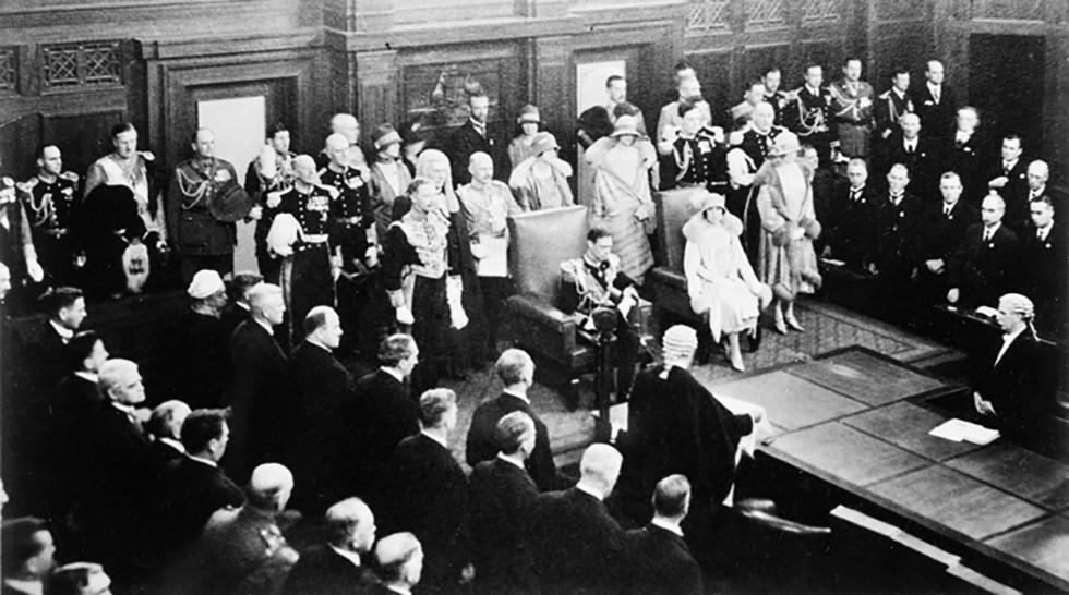 The Duke and Duchess of York at the opening of the provisional Parliament House, Canberra, in 1927.