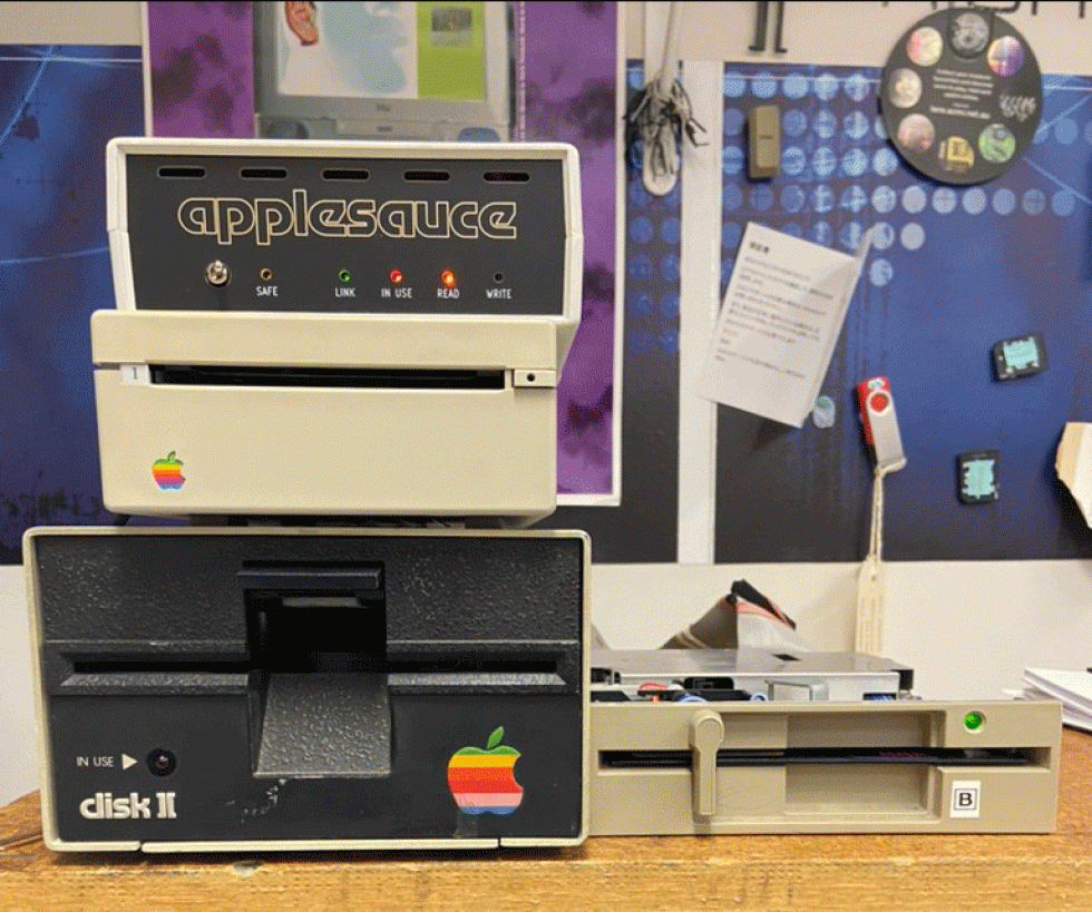 Applesauce floppy disk controller