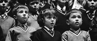 Children's choir at an eisteddford.