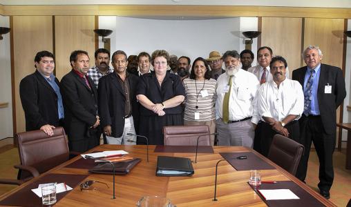 Senator Amanda Vanstone with members of the Aboriginal and Torres Strait Islander Commission.