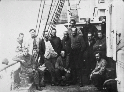 Sir Douglas Mawson (fifth from right) with the rescue party and members of Macquarie Island base returning to Australia, 1914 NAA: M583, 17